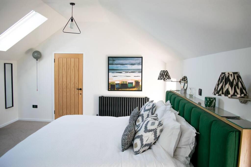 Lindores Woodmill Arches - Designer Barn Conversion For Two 아파트 외부 사진